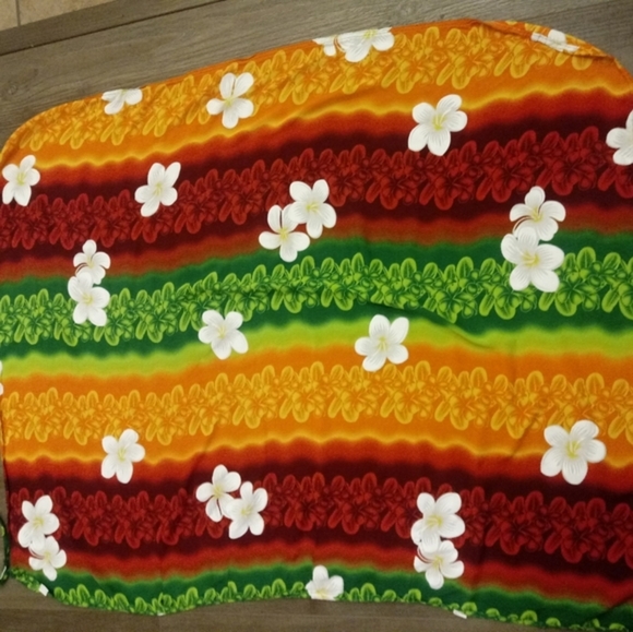 Sarong. - Picture 1 of 8